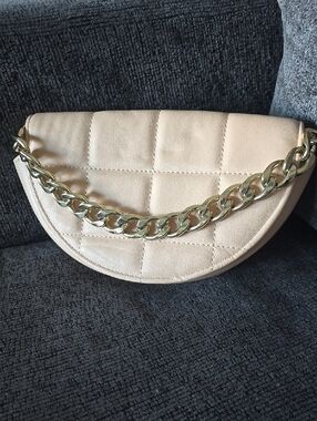 Quilted Crescent Crossbody Bag with Gold Chain - Cream